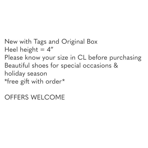 NEW Christian Louboutin Red Sueded Pumps Size 39.5 - Picture 13 of 13